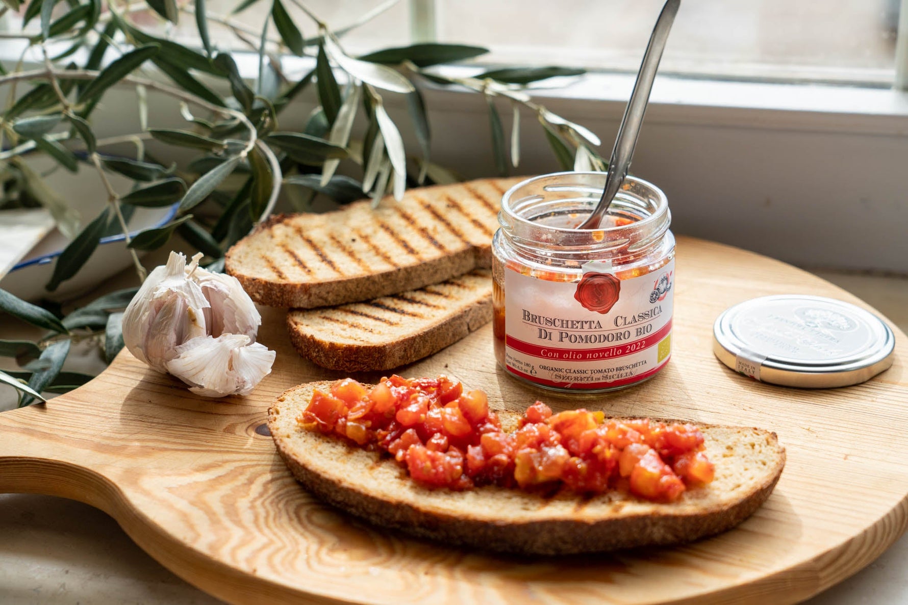 L-arte-della-bruschetta-un-viaggio-culinario-tra-storia-e-sapori FRANTOI CUTRERA