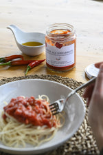 Sugo all’arrabbiata versione siciliana con pomodoro fresco – Segreti di Sicilia - FRANTOI CUTRERA