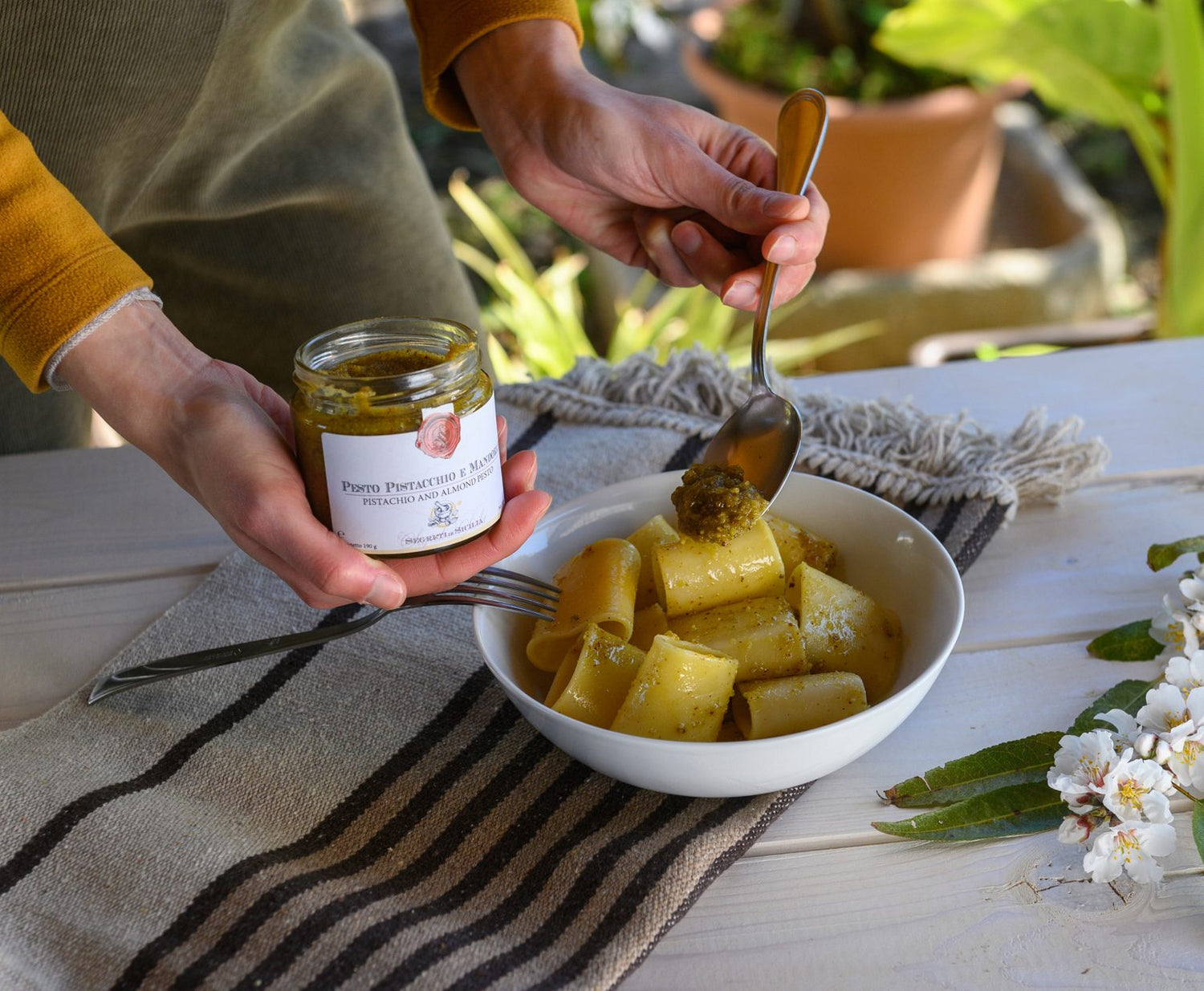 Pesto pistacchio e mandorle – Segreti di Sicilia